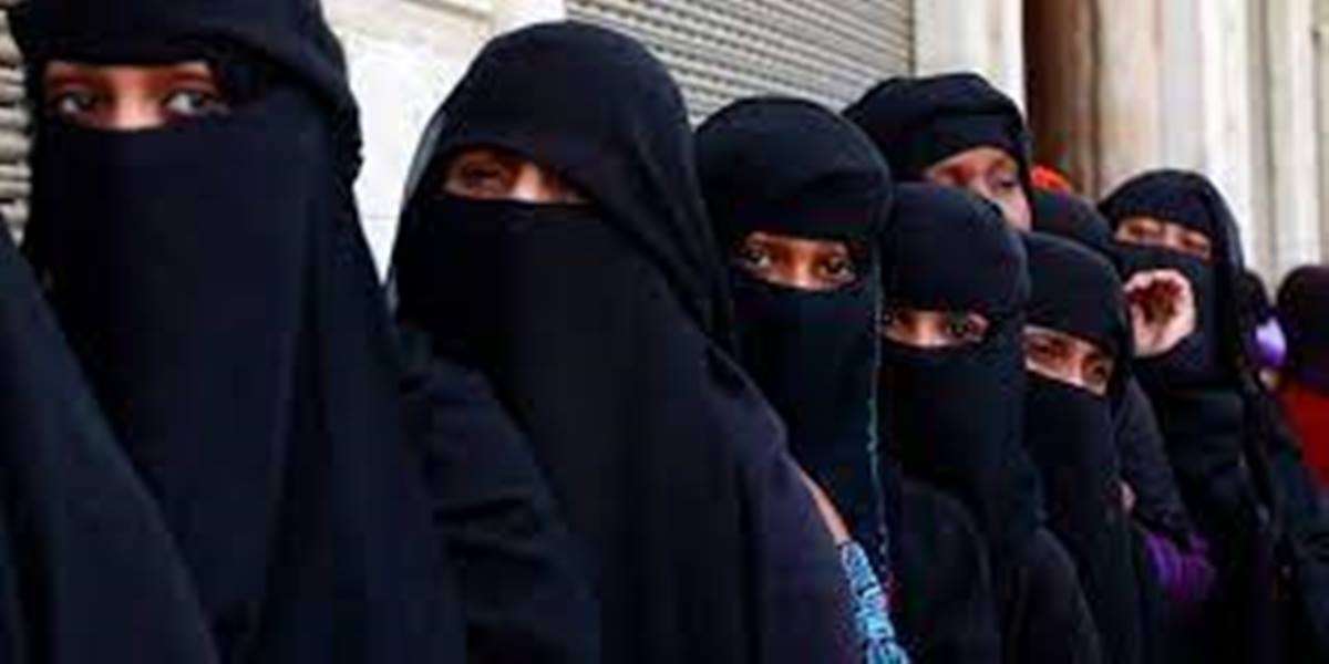 بعد توصل الأطراف اليمنية لاتفاق بشأن تبادل الأسرى .. منظمة حقوقية تدين تجاهل ملف النساء المعتقلات والمخفيات قسريا