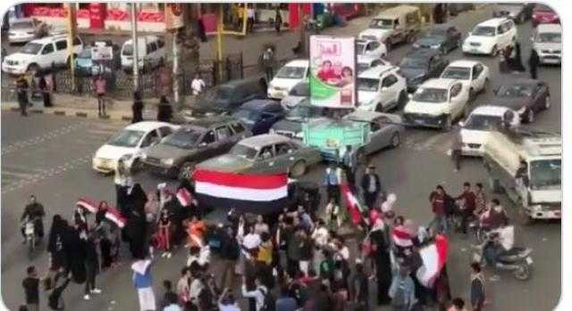 جمهوريون يكسرون حاجز الخوف ويحتفون بثورة 26سبتمبر في شوارع صنعاء
