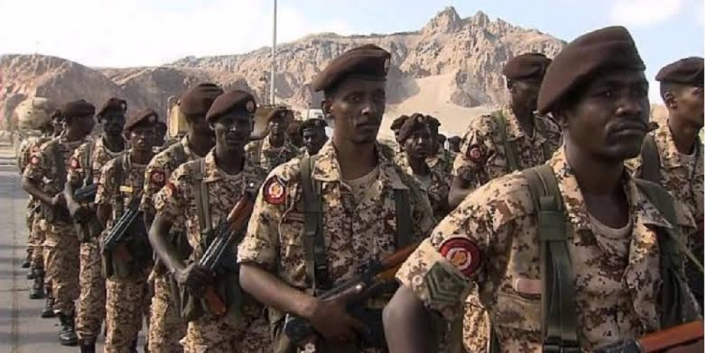قوة سودانية برفقة ضباط سعوديين تصل عدن
