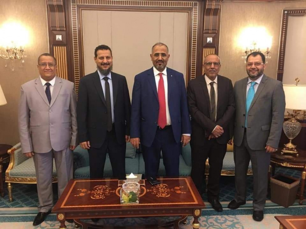 صحفي مقرب من الانتقالي يكشف أهم بنود اتفاق جدة
