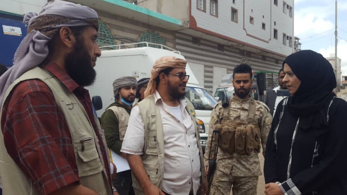 مدير شركة النفط اليمنية فرع عدن تزور افران عدن الخيرية